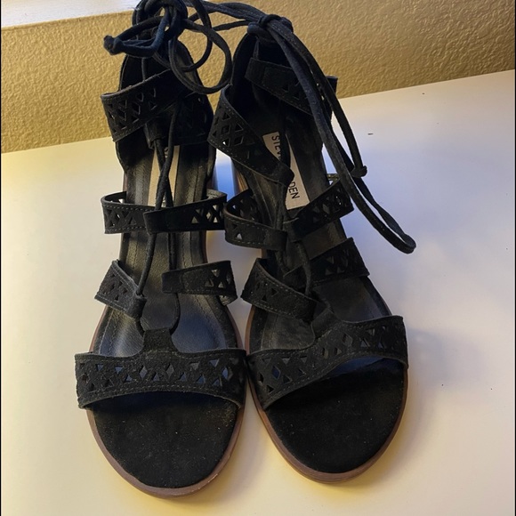 Steve Madden Strappy  sandals - Picture 2 of 9